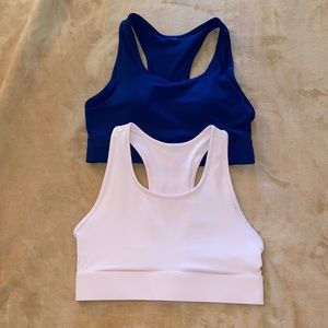 Bundle 2 Fabletics sports bras